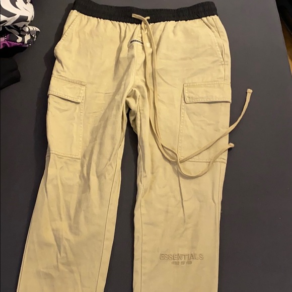 essential cargo pant size M. 100% authentic - Picture 1 of 5